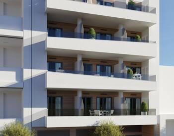 Torrevieja Merkezde Havuzlu Sitede Şık Tasarımlı Daireler 3