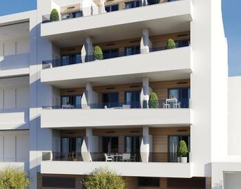 Torrevieja Merkezde Havuzlu Sitede Şık Tasarımlı Daireler 2