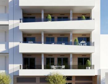 Flats in a Complex with Rooftop Pool in Torrevieja Center 1