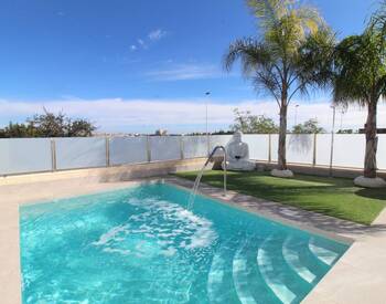 Detached House with Pool Near the Sea in Torrevieja Alicante 2