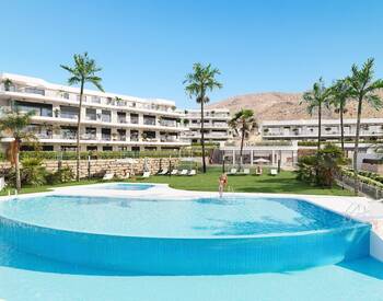 Propiedades Con Vistas Panorámicas Al Mar En Finestrat, Alicante 1