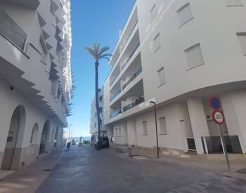 Torrevieja'da Havuzlu Sitede Deniz Manzaralı Daireler 2