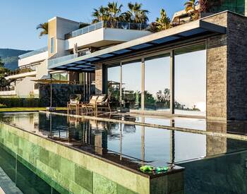 Contemporary Designed Sea View Villas in Alanya Center 2