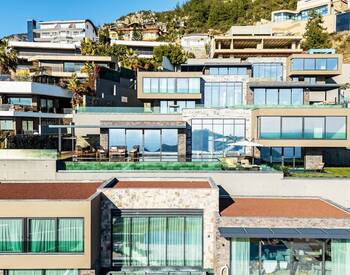Contemporary Designed Sea View Villas in Alanya Center 1