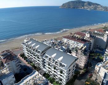 Well Located Dazzling Seafront Apartments in Alanya 1