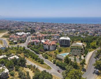 Bien Immobiliers De Luxe Avec Piscine À Alanya Centre 1