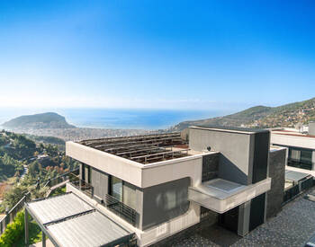 Luxury Villas with Private Garden and Sea Views in Alanya 1