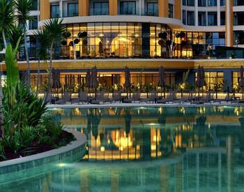 Flats in a Complex with Rich Social Facilities in Alanya 1