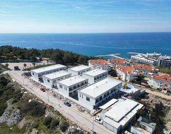 Spacious and Luxury Apartments in Tranquil Region in Konakli 1