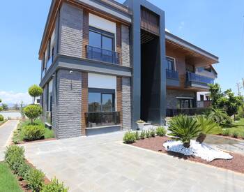 Luxury Detached Villa with Pool in Dosemealti Altinkale 1