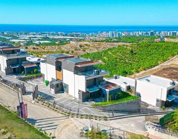 Luxury Houses with Private Pools and Gardens in Alanya 3