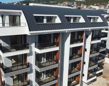 Real Estate in a Complex with Swimming Pool in Alanya Oba 3