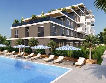 Large Terraced Apartments in Perfect Location in Antalya 1