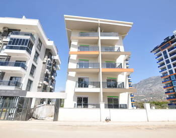Lägenheter I Ett Komplex Med Pool I Alanya Mahmutlar 2