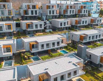 Luxe Detached Houses Within Walking Distance of the Sea in Alanya 1