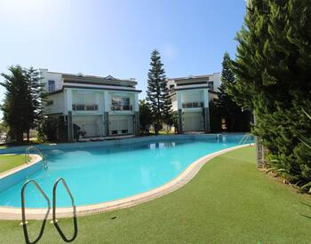 Villa Individuelle Meublée Dans Une Résidence À Antalya Guzeloba 1