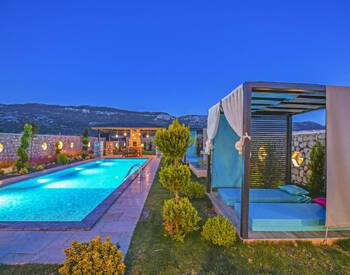 Maison Meublée De 2 Chambres Sur Grand Terrain À Kas Kalkan 2