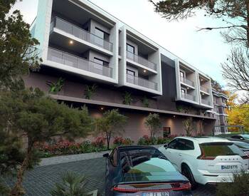 Chic Apartments with Rental Income Potential in Altintas, Antalya 1