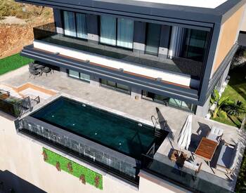 Houses with Private Pools and Gardens in Alanya 2