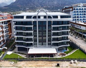 Flats in a Prestigiously Chic Complex in Kestel 2