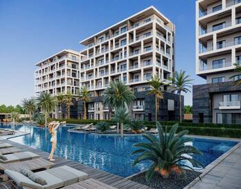 Flats in Complex with Ideal Location Antalya Altintas 1