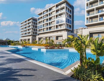 Flats in Complex with Ideal Location Antalya Altintas 3