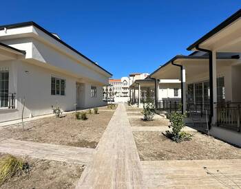 Maisons Dans Un Complexe De Boutique À Kemer Göynük 3
