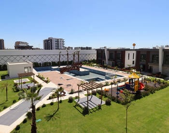 Antalya Altıntaş'ta Ana Cadde Üzerindeki Sitede Satılık Daireler 3