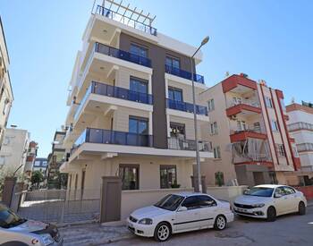 Antalya Kepez'de Asansörlü Binada Satılık Daireler 1