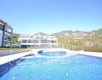 Sea and City-view Apartment in Alanya Tepe 1