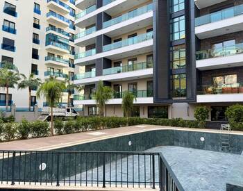 Alanya'da Denize Yakın Sitede Satılık Daireler 2