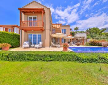 Antalya Kalkan'da Deniz Manzaralı Projede Müstakil Villa 1