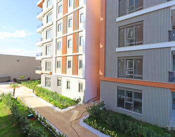 Propriétés De 2 Chambres Près Du Tram À Kepez Antalya 3