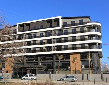 Flats in Vista Concept Near Hospital in Konyaalti Antalya 1