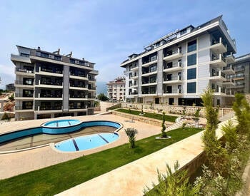 Flat in a Complex with Social Amenities in Alanya 1
