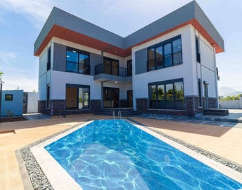 Maison Individuelle De 4 Chambres Avec Piscine À Antalya Dosemealti 1