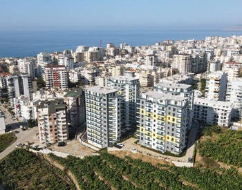 Antalya Alanya'da Deniz Manzaralı Site İçinde Daireler 2