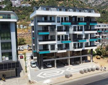Stylish Flats with Pool and Gym Near the Beach in Alanya 1