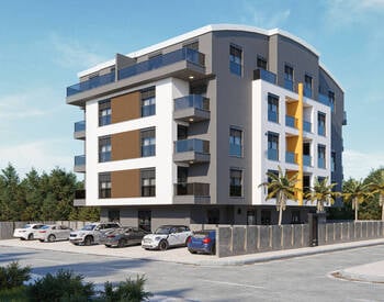 Flats in a Complex with Pool Near the Mall in Muratpaşa Antalya 1