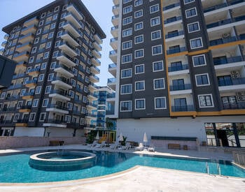 Alanya'da Plaja Yakın Kapsamlı Projede Anahtar Teslim Daireler 1