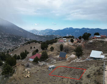 Perfect Land for a 108 Sqm Building in Konyaaltı 1