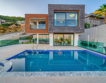 Stylish Houses with Private Pools in Alanya 1