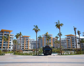 Квартира в комплексе Azura World Residence рядом с морем в Тюрклере 2