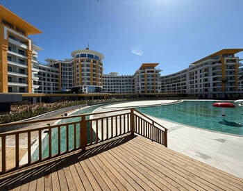 Квартира в комплексе Azura World Residence рядом с морем в Тюрклере 3