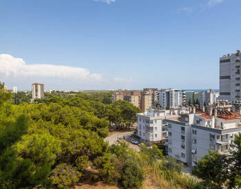 Antalya Lara'da Deniz ve Orman Manzaralı Satılık Daire 2