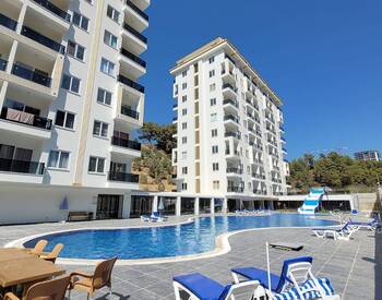 Forest View Real Estate in Amenity-rich Complex in Alanya 1