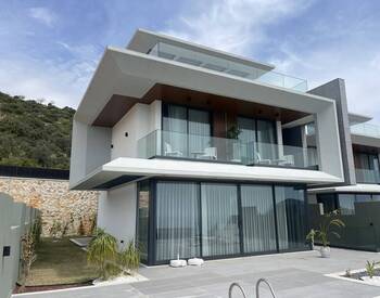 4-schlafzimmer-triplex-häuser Mit Pool Und Meerblick In Kalkan 3