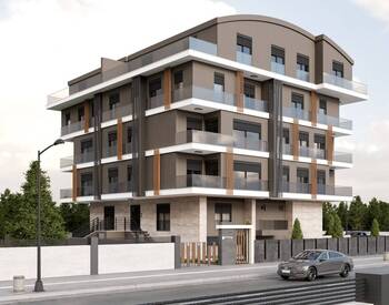 Apartments with Balcony and Garden in Konyaalti 2