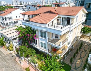 Antalya Lara'da Denize 200 M Mesafede 4+1 Daire 1