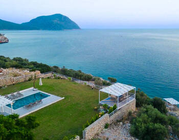 Haus In Erster Meereslinie Mit Privatem Pool In Kalkan, Antalya 2
